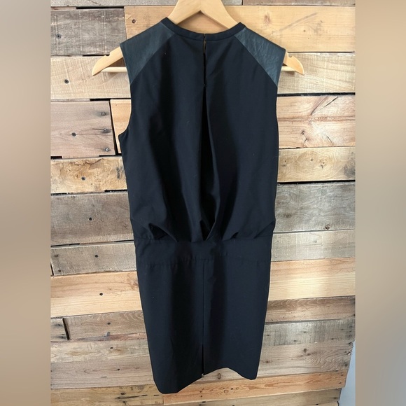 💰Michael Kors Classic Black Dress - Picture 3 of 6